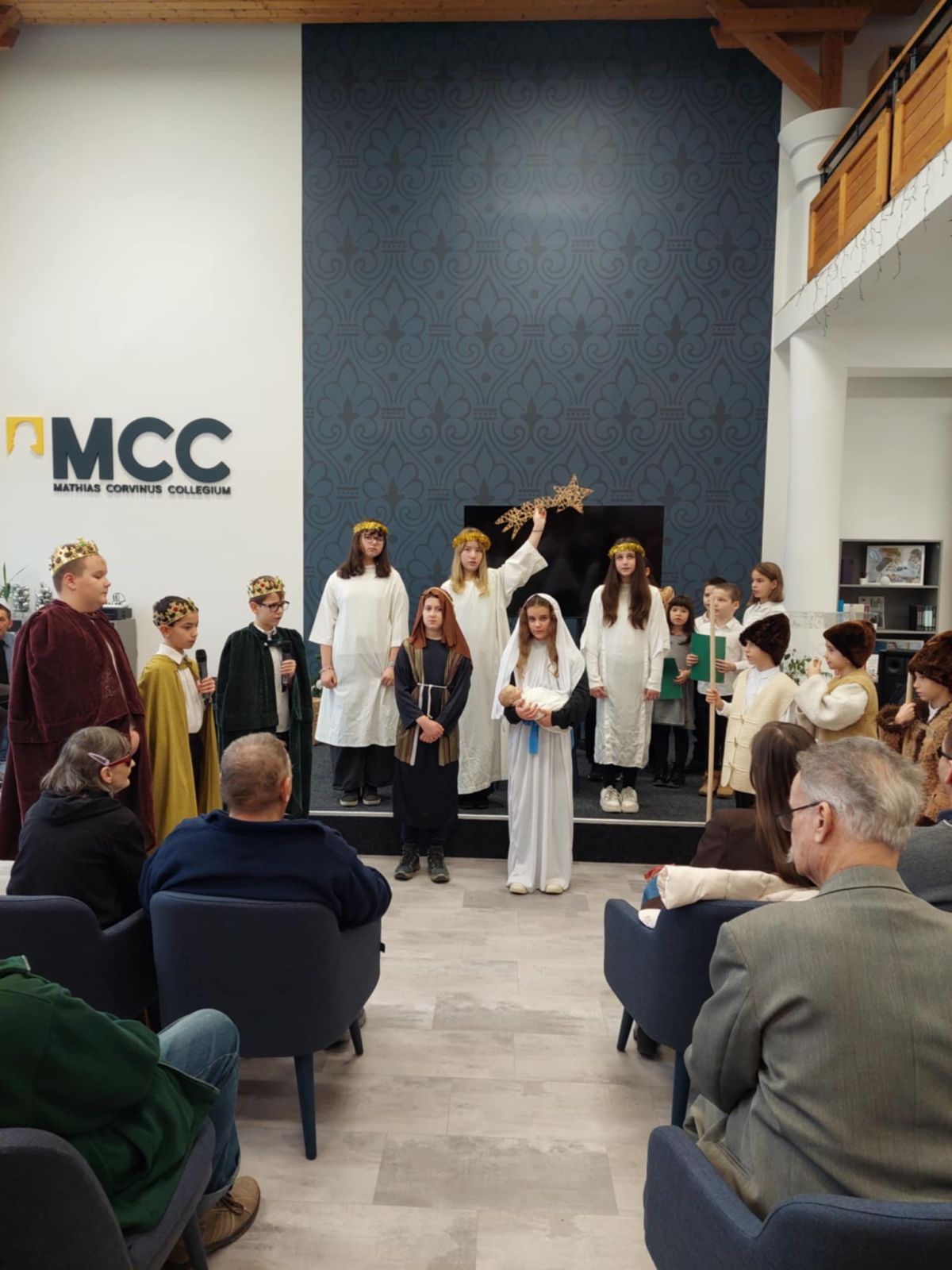 Vakok és Gyengénlátók Tolna Vármegyei Egyesületénél lépett fel iskolánk