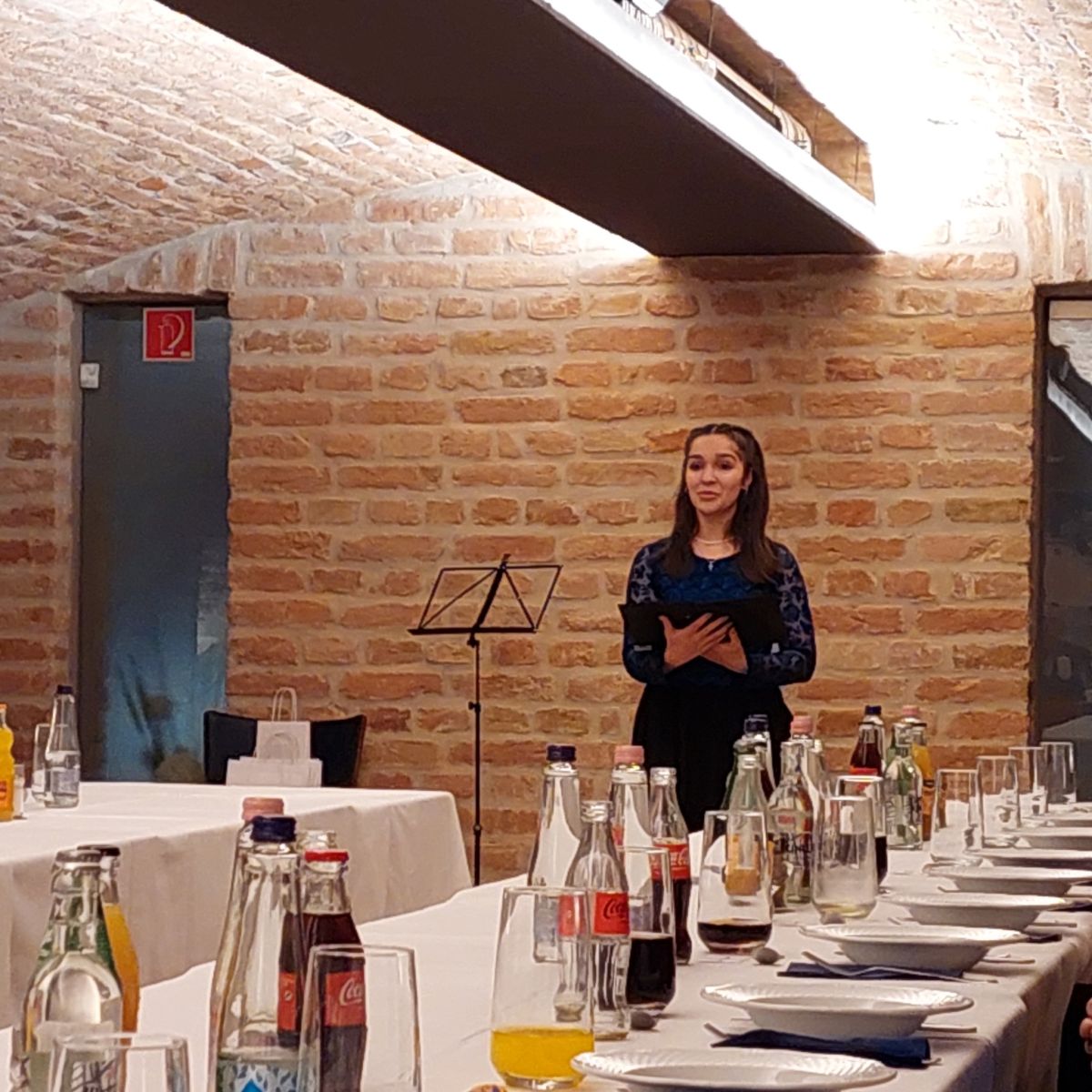 Nagy Eszter Anna, iskolánk volt diákja, a Pécsi Püspökségen szavalatával elkápráztatta az egyházmegye vezetőit, igazgatóhelyetteseit.